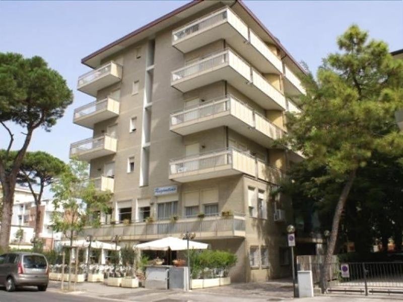 Hotel Rugantino Чезенатико Екстериор снимка