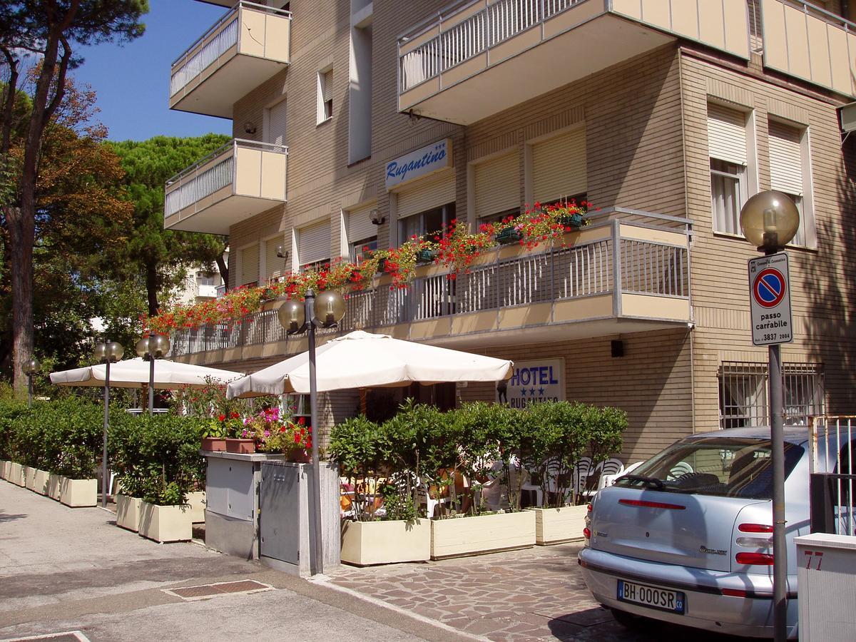 Hotel Rugantino Чезенатико Екстериор снимка